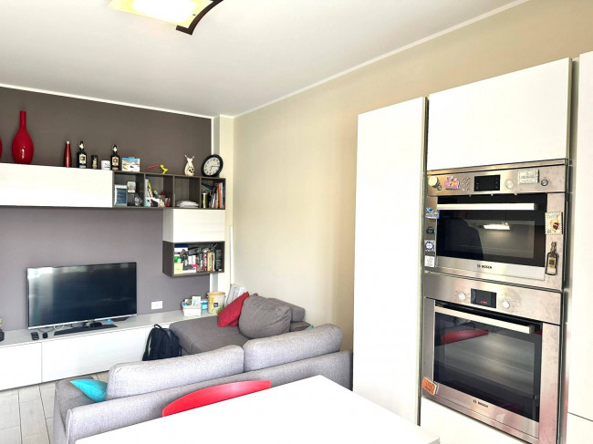 2 Locali in affitto a Segrate