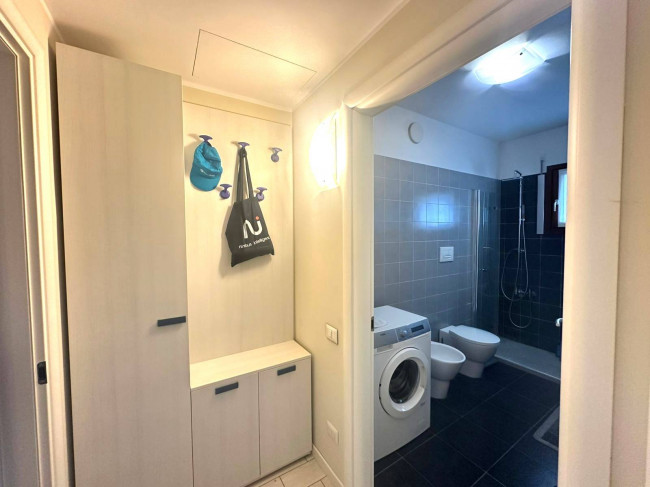 2 Locali in affitto a Segrate