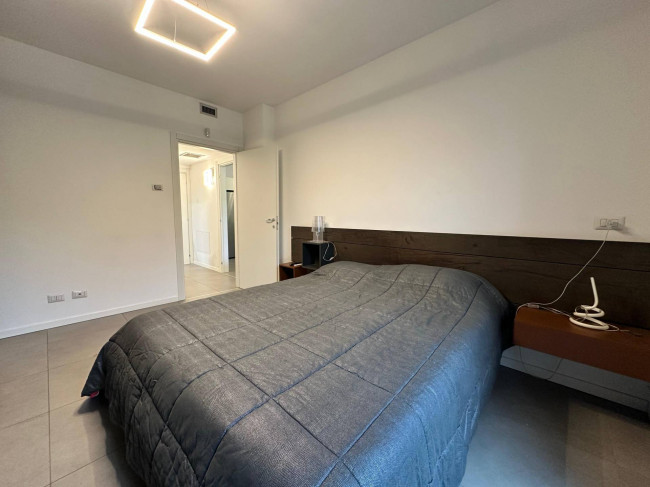 2 Locali in vendita a Segrate