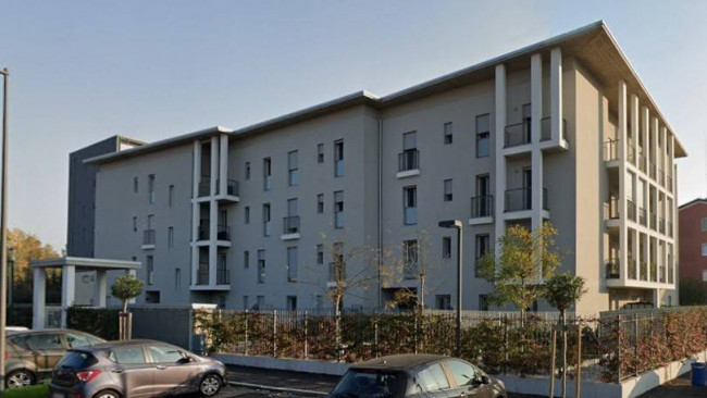 2 Locali in vendita a Segrate