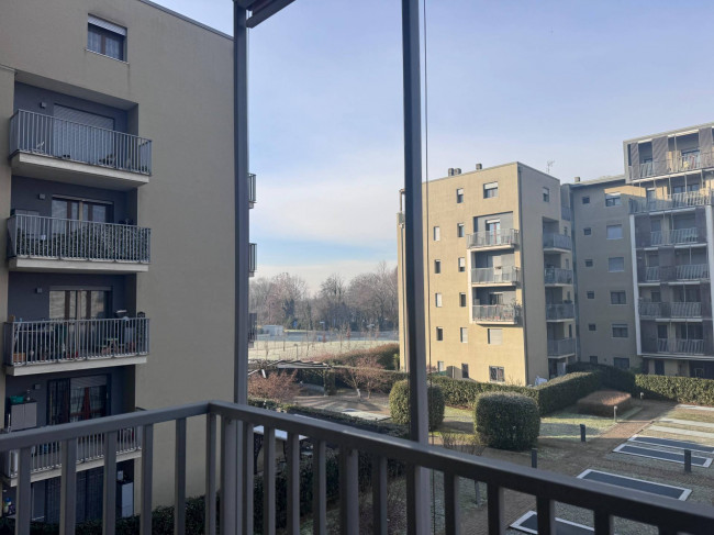 2 Locali in affitto a Segrate