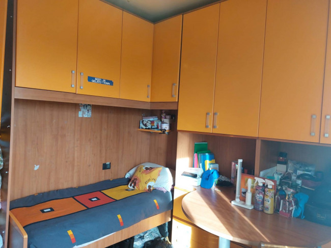 3 Locali in vendita a Segrate