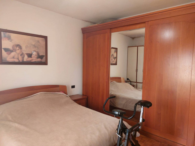 3 Locali in vendita a Segrate