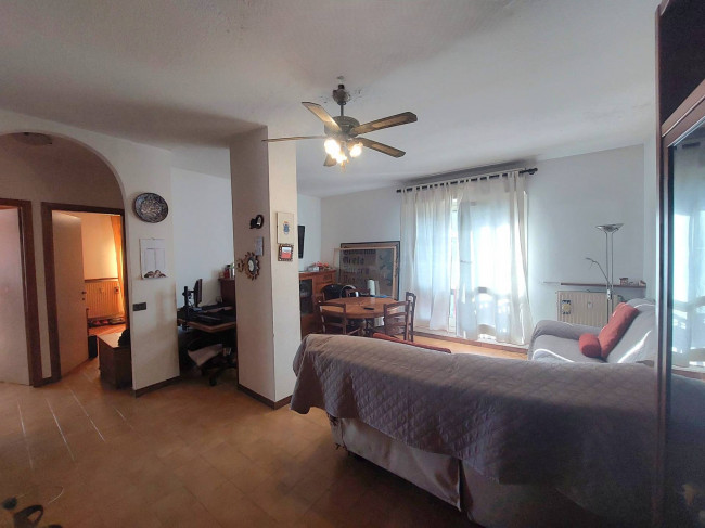 3 Locali in vendita a Segrate