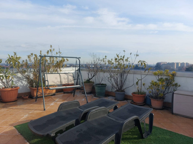 3 Locali in vendita a Segrate