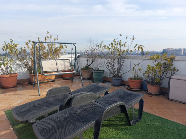 3 Locali in vendita a Segrate