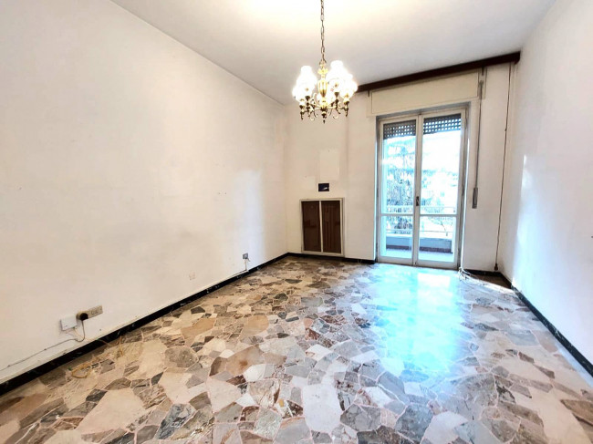 3 Locali in vendita a Segrate