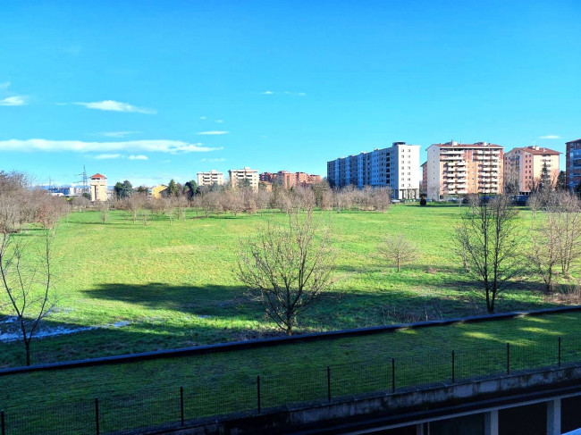 3 Locali in vendita a Segrate