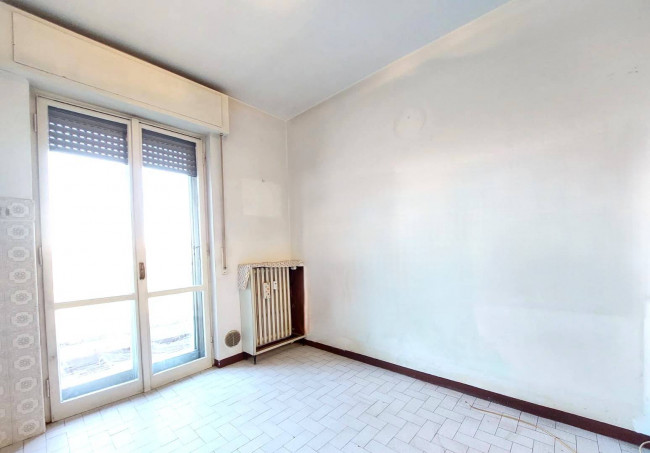 3 Locali in vendita a Segrate