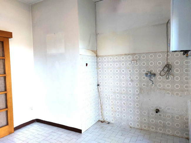 3 Locali in vendita a Segrate