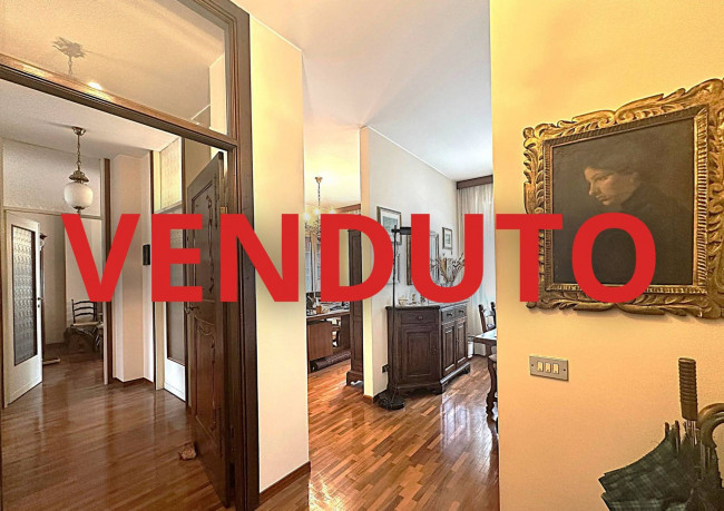 4 Locali in vendita a Milano