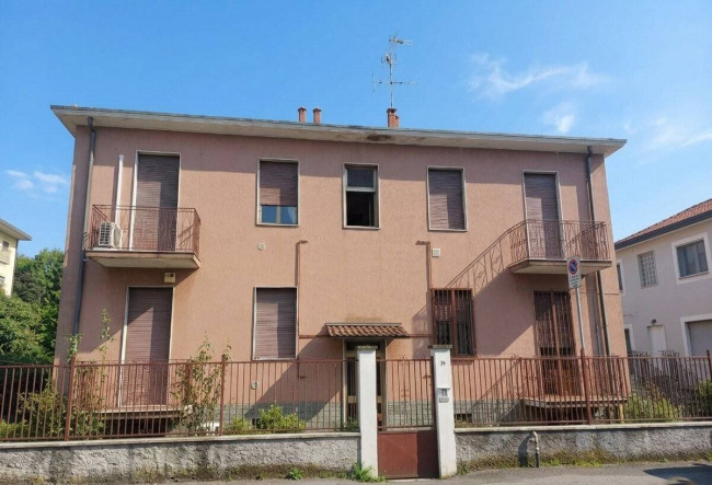 2 Locali in vendita a Segrate