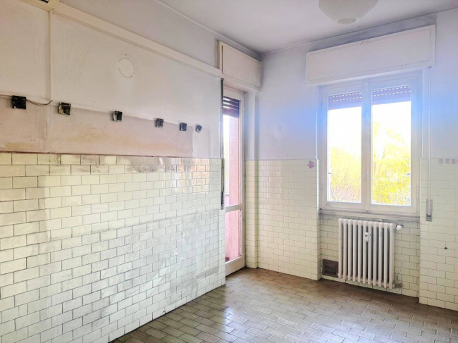 4 Locali in vendita a Segrate