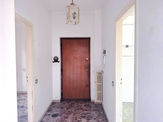 4 Locali in vendita a Segrate