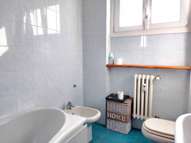 3 Locali in vendita a Segrate