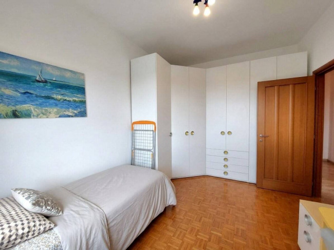 3 Locali in vendita a Segrate