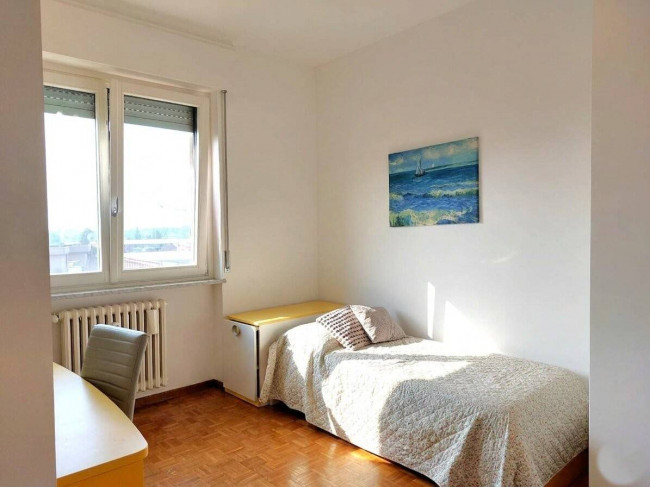 3 Locali in vendita a Segrate