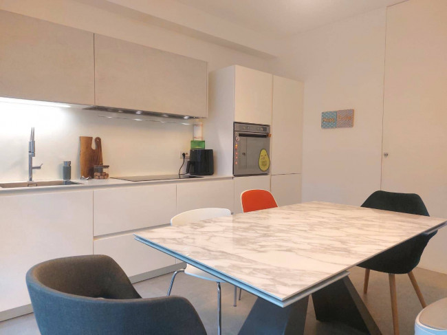 3 Locali in vendita a Milano