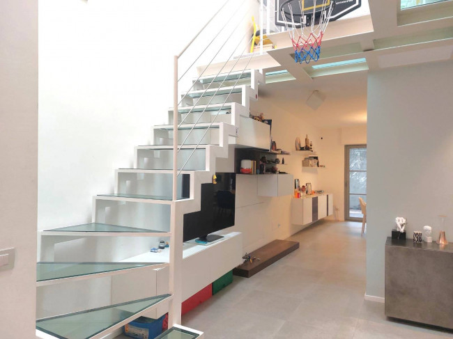 3 Locali in vendita a Milano