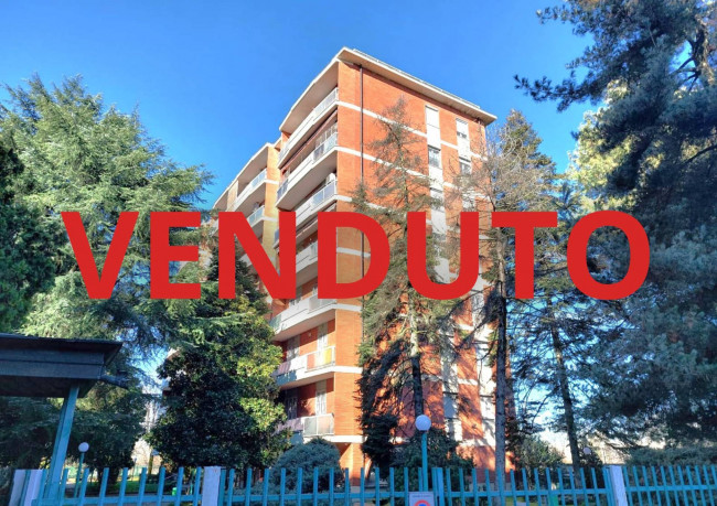 3 Locali in vendita a Segrate