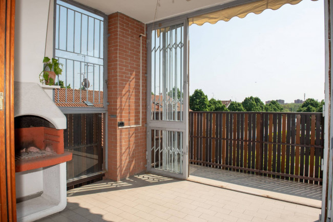 3 Locali in vendita a Segrate