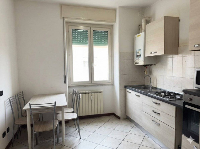 2 Locali in vendita a Segrate