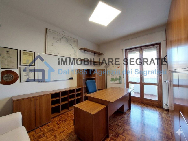 3 Locali in vendita a Segrate
