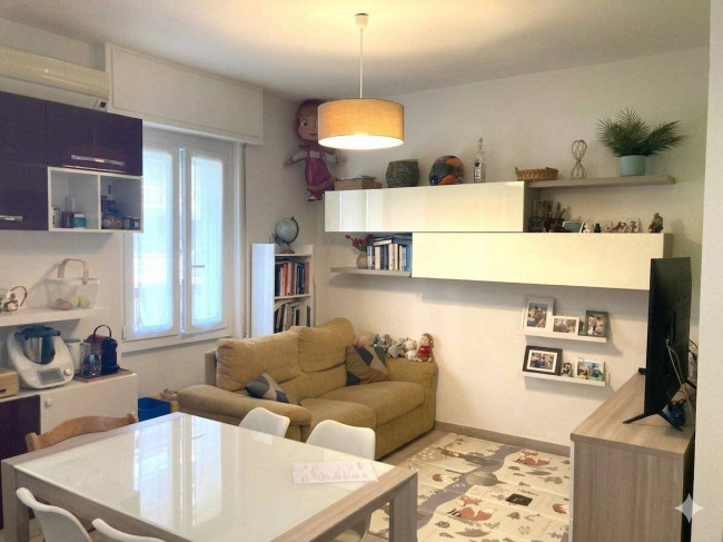 2 Locali in vendita a Milano