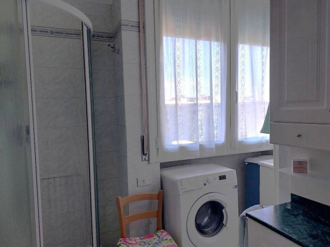 2 Locali in vendita a Segrate