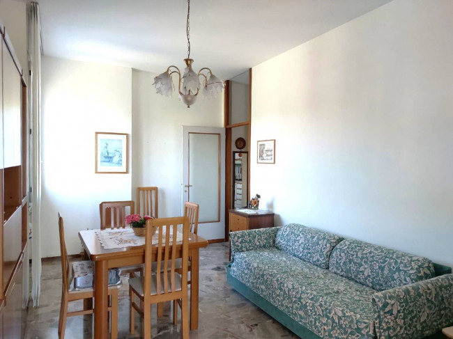 2 Locali in vendita a Segrate