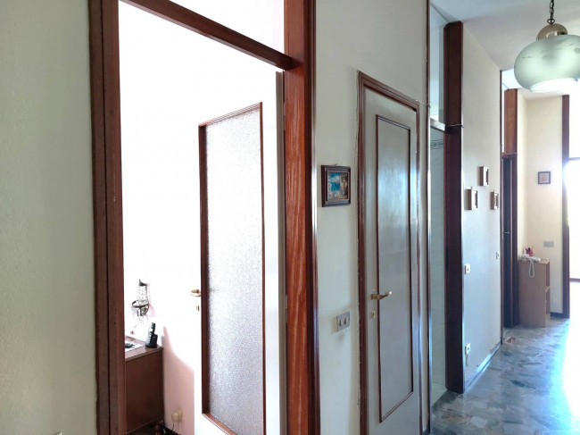2 Locali in vendita a Segrate