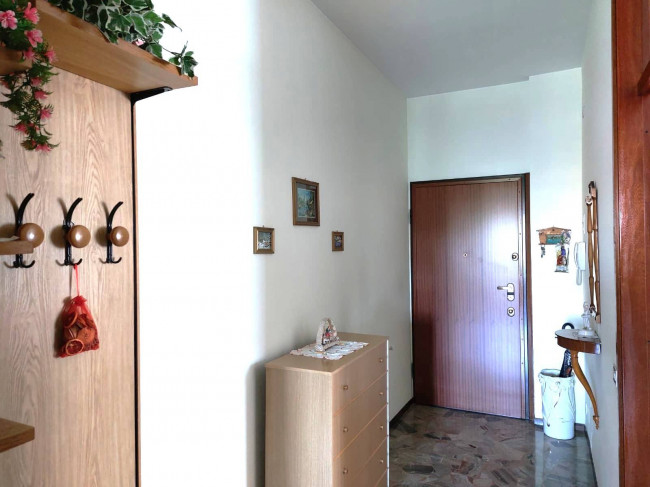 2 Locali in vendita a Segrate