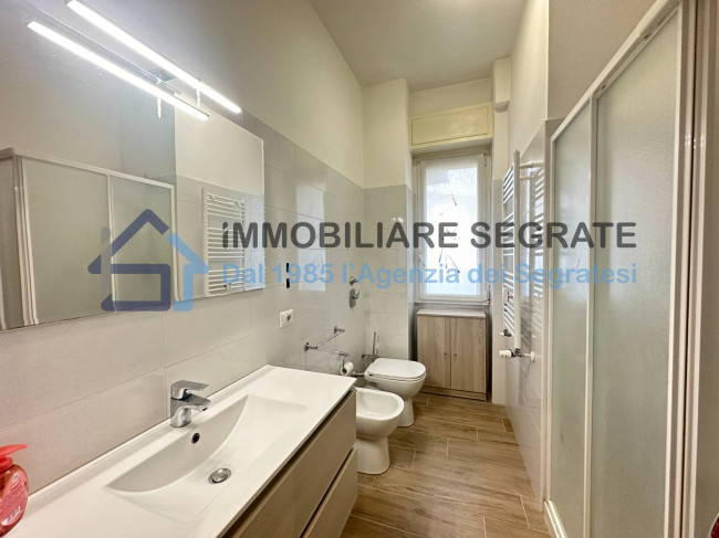 2 Locali in vendita a Vignate