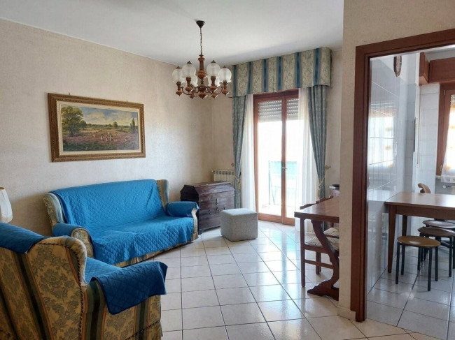 3 Locali in vendita a Pioltello