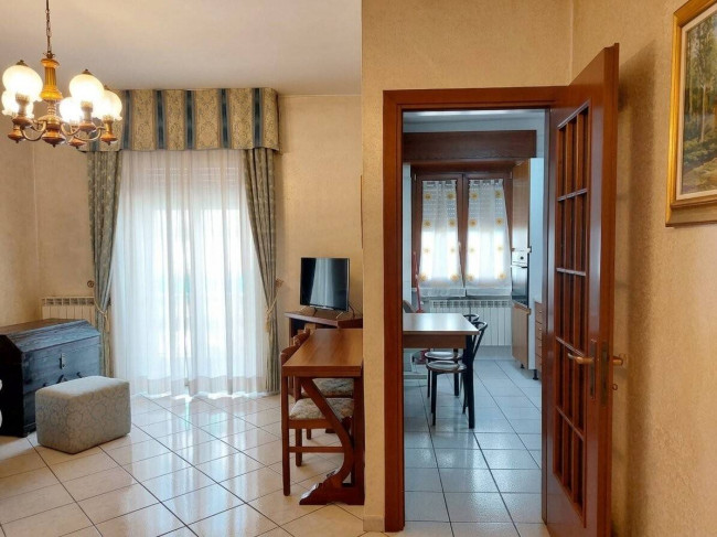 3 Locali in vendita a Pioltello