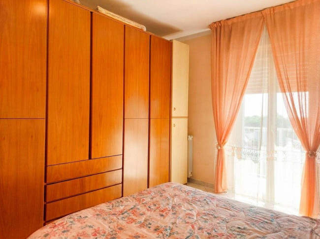 3 Locali in vendita a Pioltello