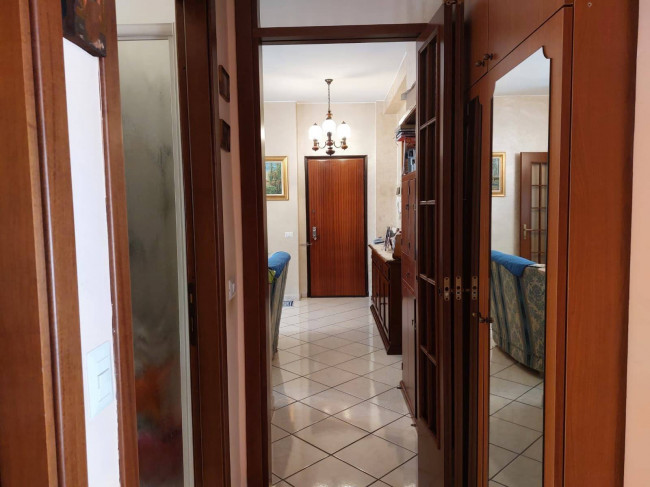 3 Locali in vendita a Pioltello