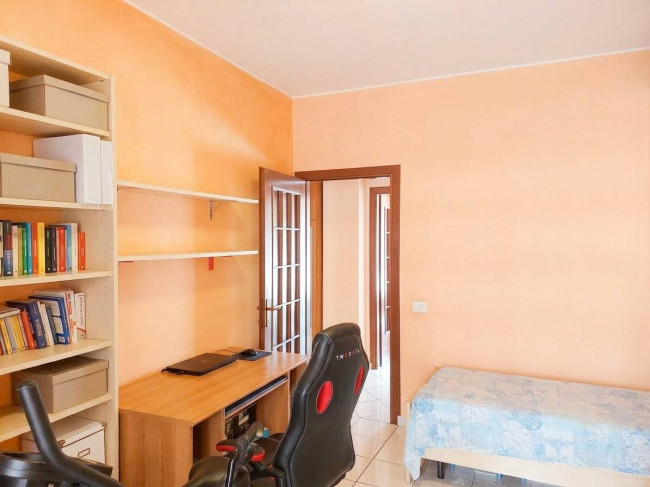 3 Locali in vendita a Pioltello
