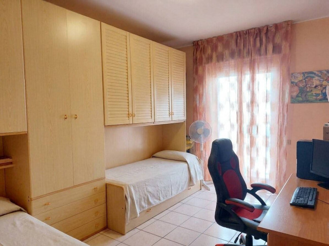 3 Locali in vendita a Pioltello