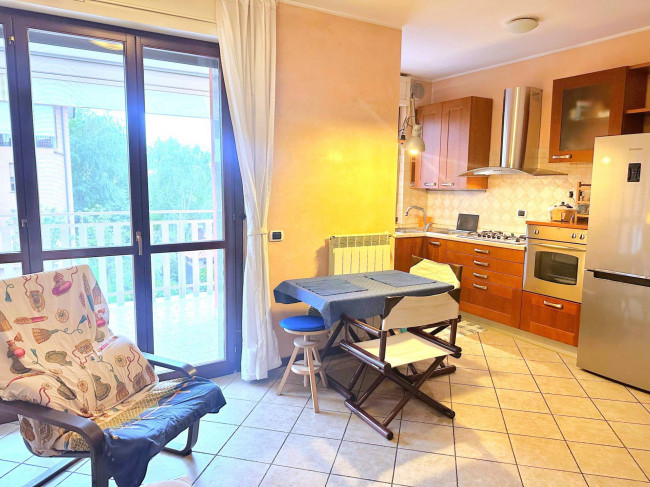 2 Locali in vendita a Segrate