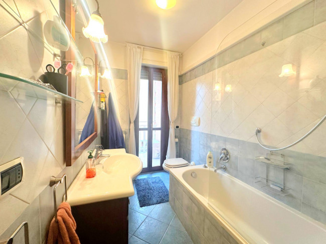 2 Locali in vendita a Segrate