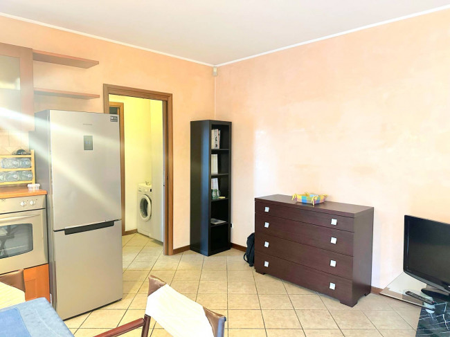 2 Locali in vendita a Segrate