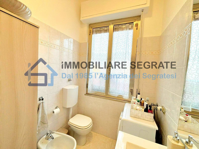 2 Locali in vendita a Segrate