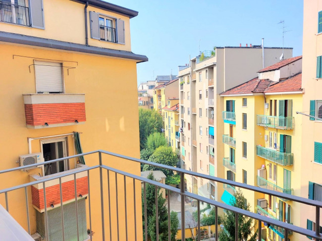 3 Locali in vendita a Milano