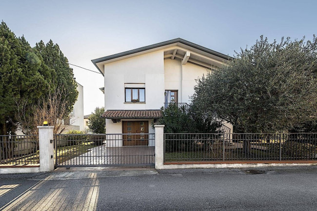 Casa indipendente in Vendita a Treviso