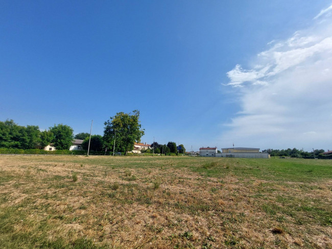 Terreno edificabile in vendita a Casale sul Sile