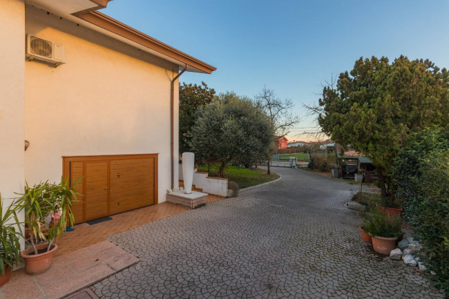 Casa singola in vendita a Istrana