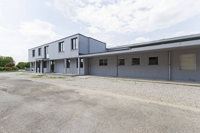 Ufficio in vendita a Paese