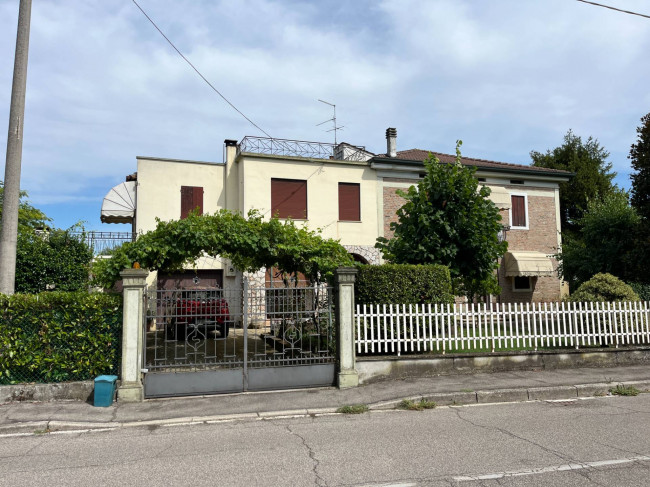Casa indipendente in vendita a Legnago