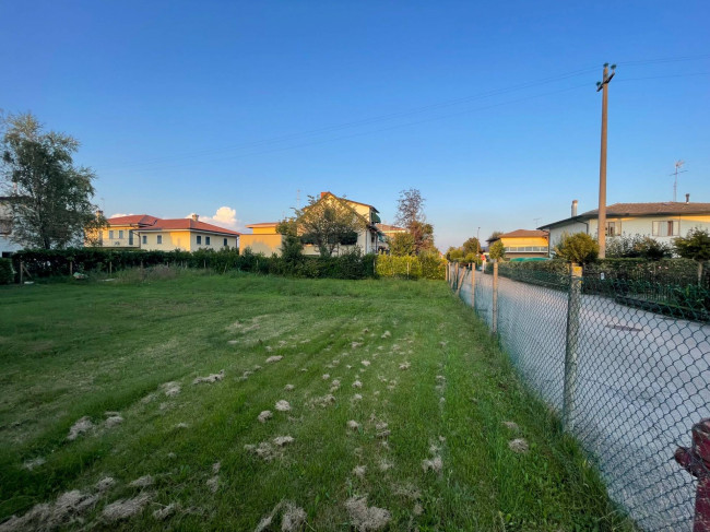 Terreno edificabile in vendita a Monastier di Treviso